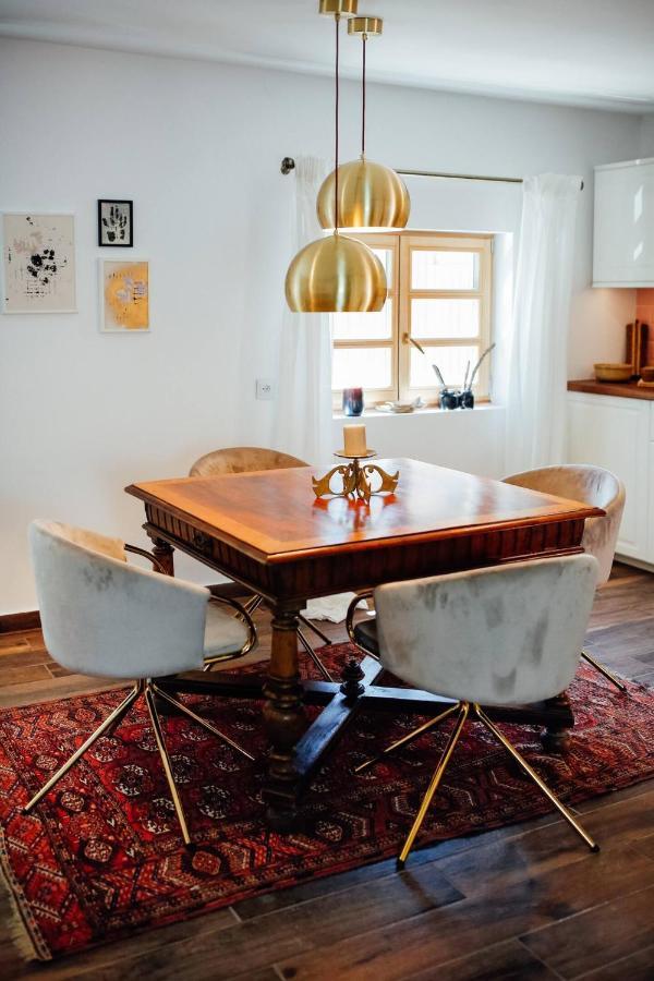 Apartment Aussee- Atelier Salzherrenhof- Kueche, Wlan, Netflix Bad Aussee Dış mekan fotoğraf